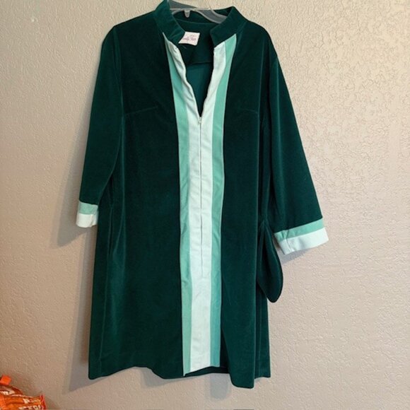 Vanity Fair Other - 70's Vintage Vanity Fair Robe | Women’s 18 | Green Velour Zip Front L:/XL